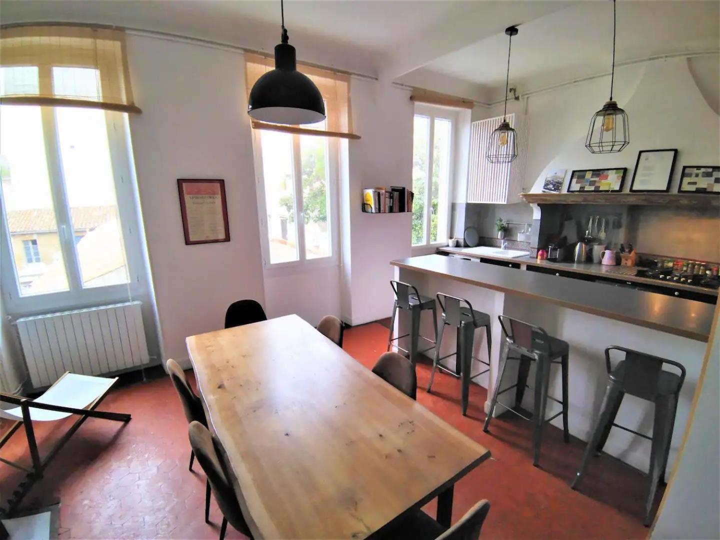 Lumineux Appart 4 Chambres, Clim Et Tout Equipe *
