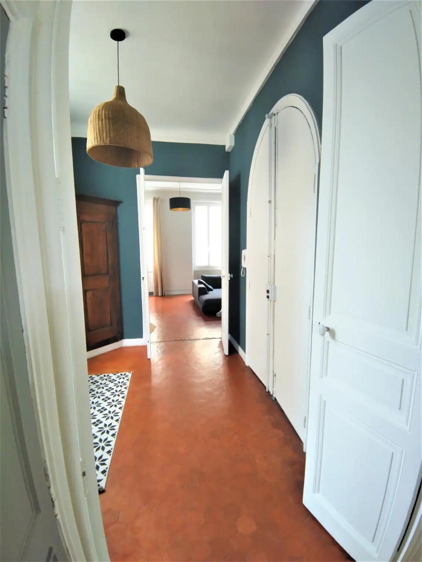 Lumineux Appart 4 Chambres, Clim Et Tout Equipe